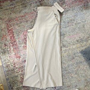 Athleta Light Beige Seasoft Straight Pants